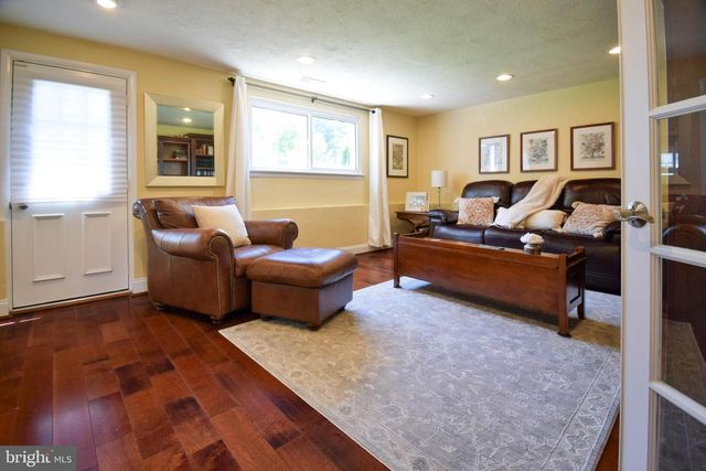 708 LINCOLN DR, Brookhaven, PA 19015