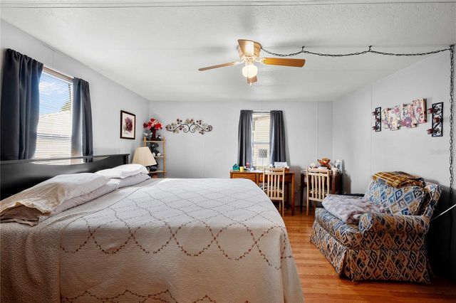 37817 GRANADA AVENUE, Zephyrhills, FL 33541