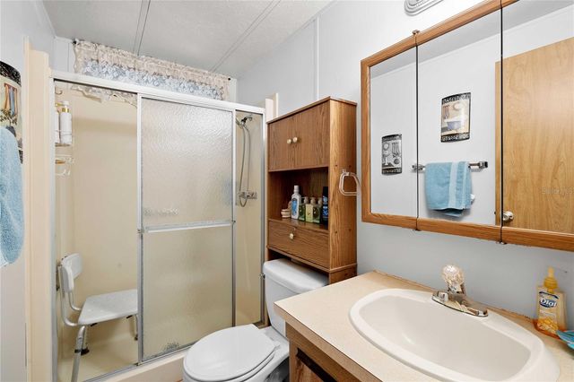 37817 GRANADA AVENUE, Zephyrhills, FL 33541