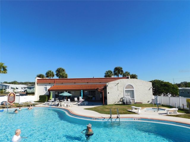 37817 GRANADA AVENUE, Zephyrhills, FL 33541