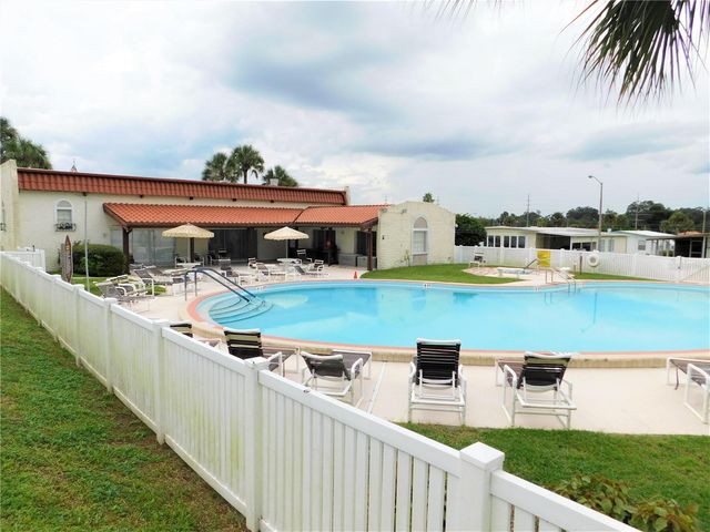 37817 GRANADA AVENUE, Zephyrhills, FL 33541