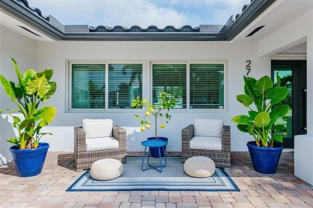 2791 NE 9th Court, Pompano Beach, FL 33062