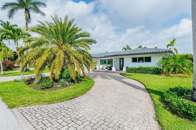 2791 NE 9th Court, Pompano Beach, FL 33062