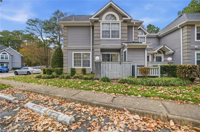 818 Rue Marseille, Chesapeake, VA 23320