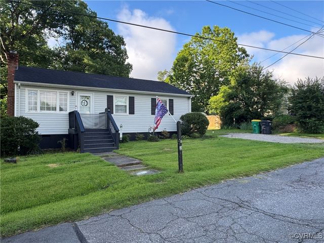 3530 Gilbert St, Hopewell, VA 23860