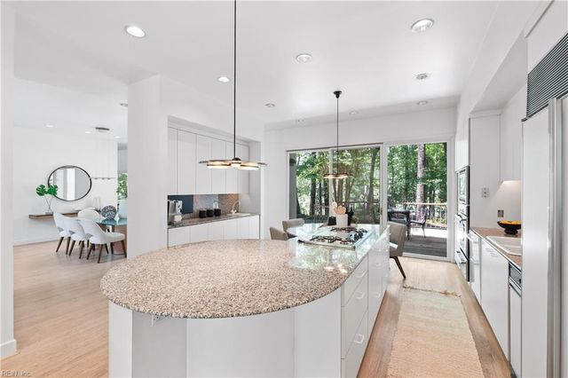 2677 Shorehaven DR, Virginia Beach, VA 23454