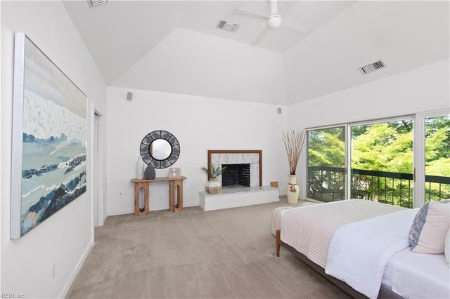 2677 Shorehaven DR, Virginia Beach, VA 23454