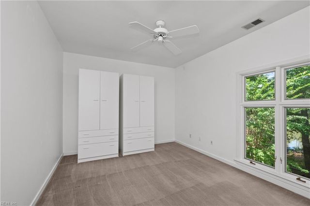 2677 Shorehaven DR, Virginia Beach, VA 23454