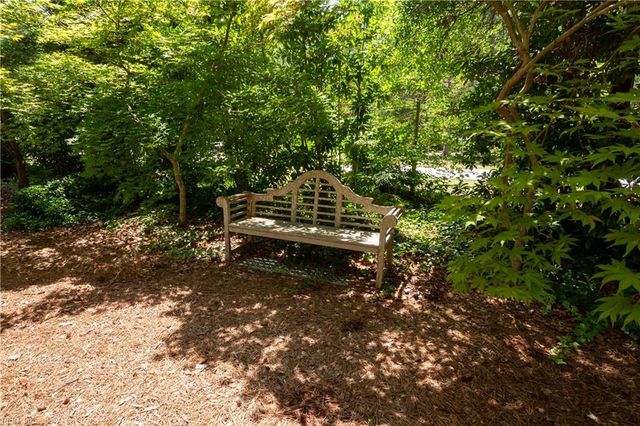 2677 Shorehaven DR, Virginia Beach, VA 23454