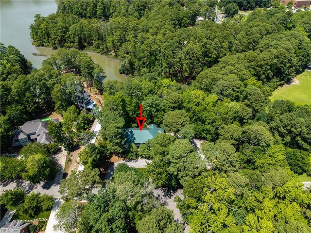 2677 Shorehaven DR, Virginia Beach, VA 23454