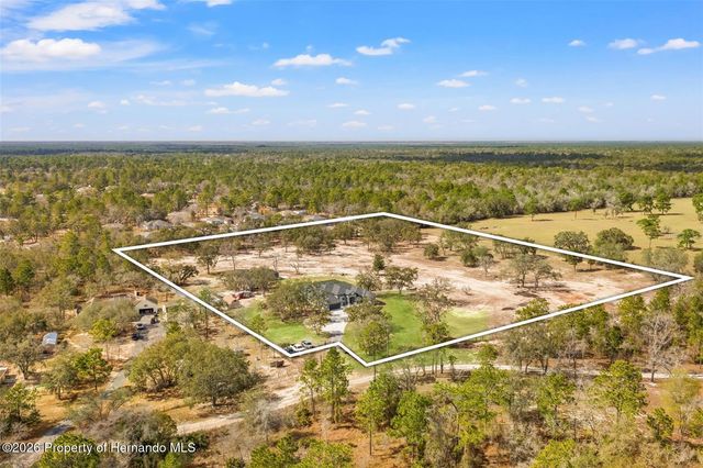 12277 Eskimo Curlew Road, Weeki Wachee, FL 34614