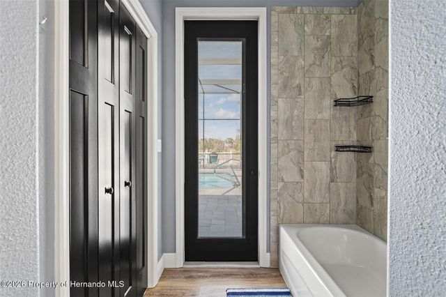 12277 Eskimo Curlew Road, Weeki Wachee, FL 34614