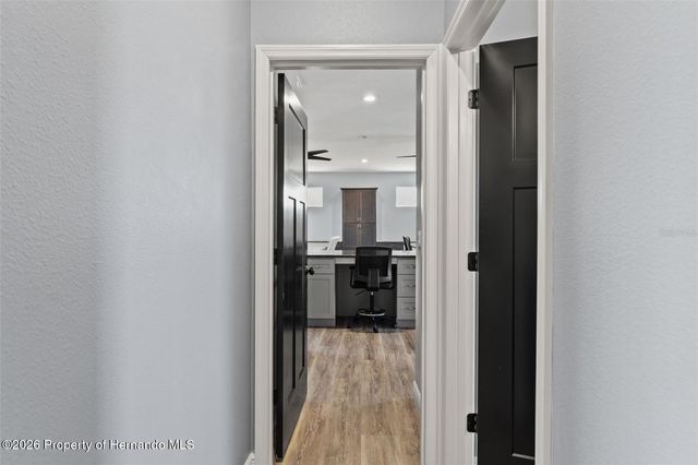 12277 Eskimo Curlew Road, Weeki Wachee, FL 34614