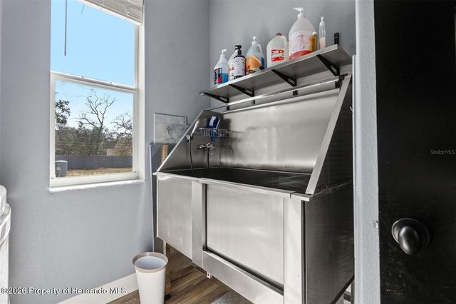 12277 Eskimo Curlew Road, Weeki Wachee, FL 34614