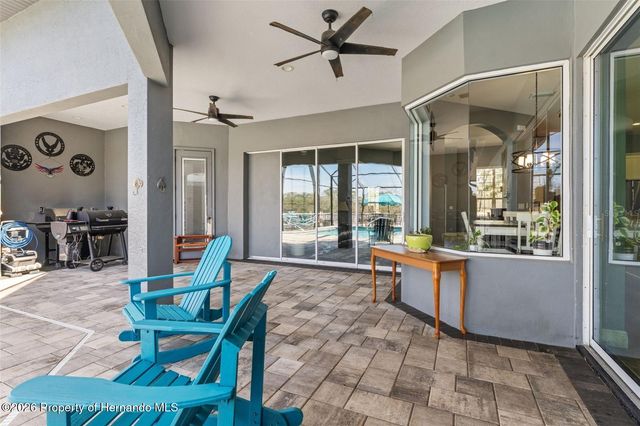 12277 Eskimo Curlew Road, Weeki Wachee, FL 34614