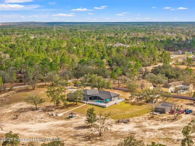12277 Eskimo Curlew Road, Weeki Wachee, FL 34614