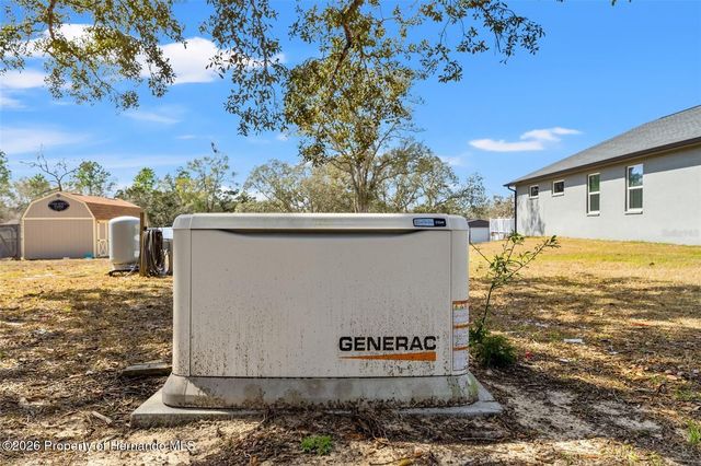 12277 Eskimo Curlew Road, Weeki Wachee, FL 34614