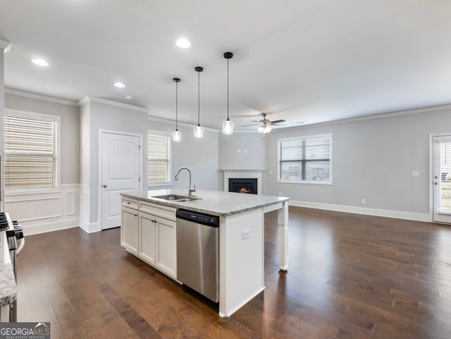 6614 TRAILBLAZER Road, Flowery Branch, GA 30542