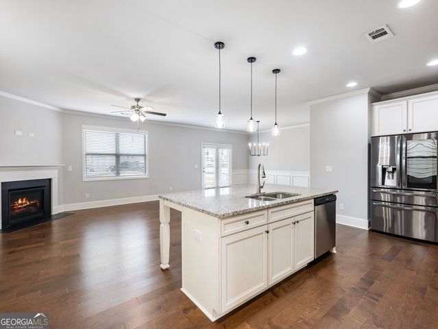 6614 TRAILBLAZER Road, Flowery Branch, GA 30542