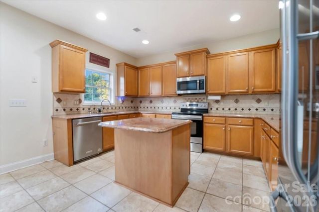 144 Steeplechase Avenue, Mooresville, NC 28117