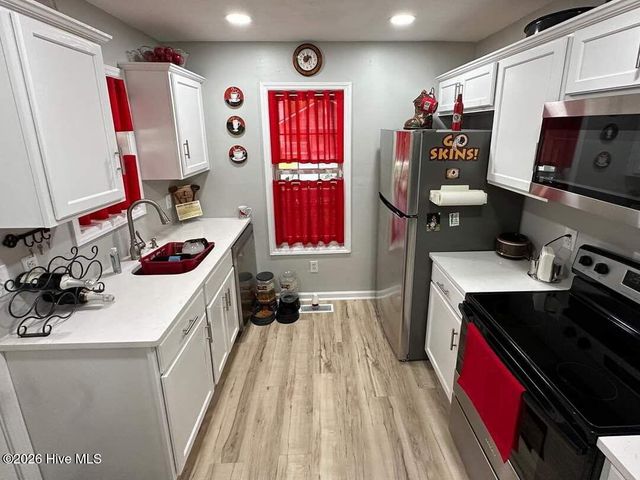 19 Montgomery Avenue, Wilmington, NC 28405