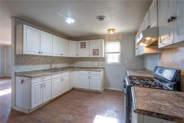 424 E 2nd Street, Linwood, KS 66052