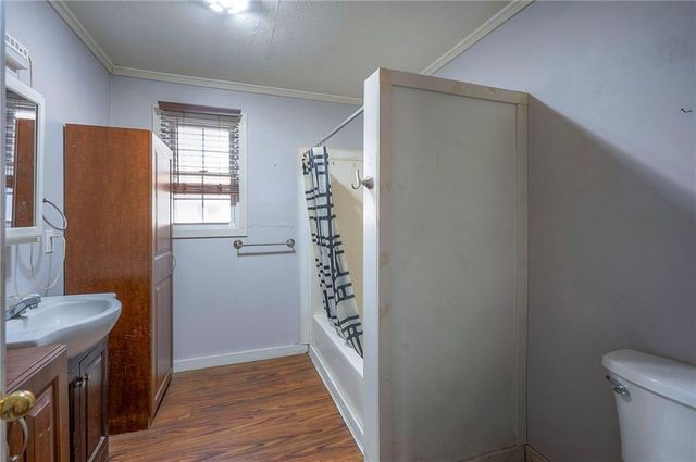 424 E 2nd Street, Linwood, KS 66052