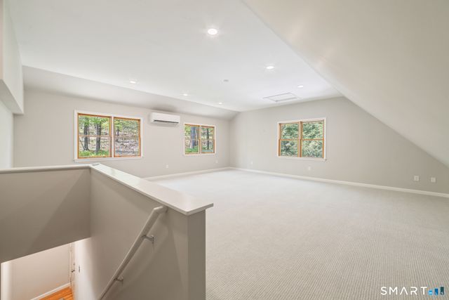 110 Bee Mountain Road, Oxford, CT 06478