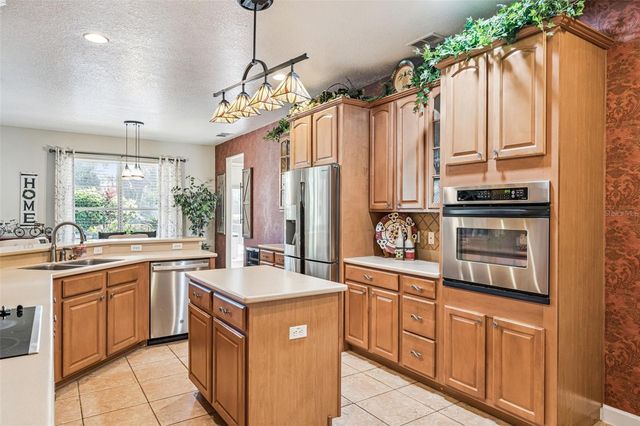 3304 BEAZER DRIVE, Ocoee, FL 34761