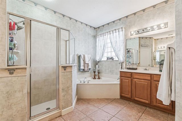 3304 BEAZER DRIVE, Ocoee, FL 34761