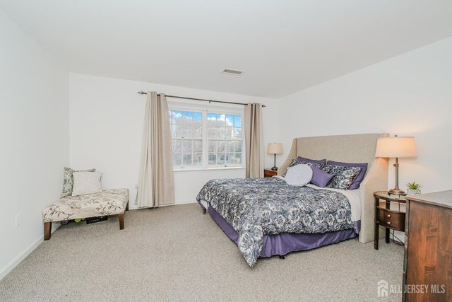 425 Edpas Road, New Brunswick, NJ 08901