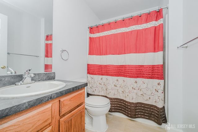 425 Edpas Road, New Brunswick, NJ 08901