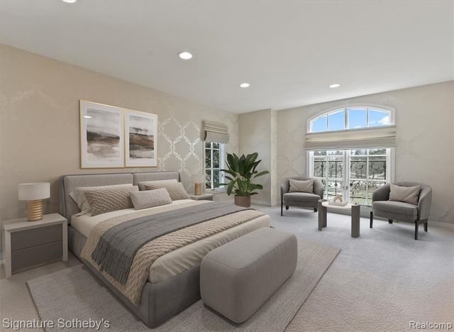 840 Lakeside Drive, Birmingham, MI 48009