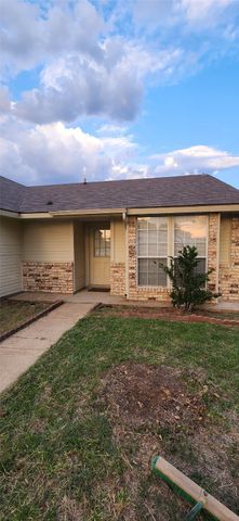 200 Seagull Court, Irving, TX 75060