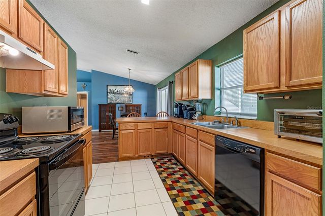 21 RAINBROOK DRIVE, Palm Coast, FL 32164