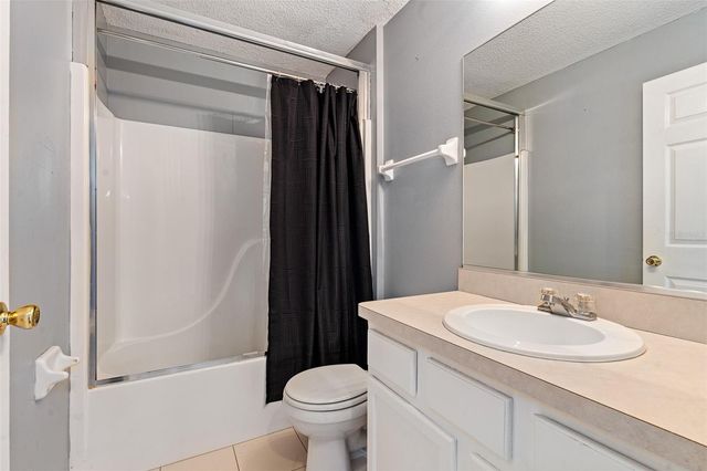 21 RAINBROOK DRIVE, Palm Coast, FL 32164