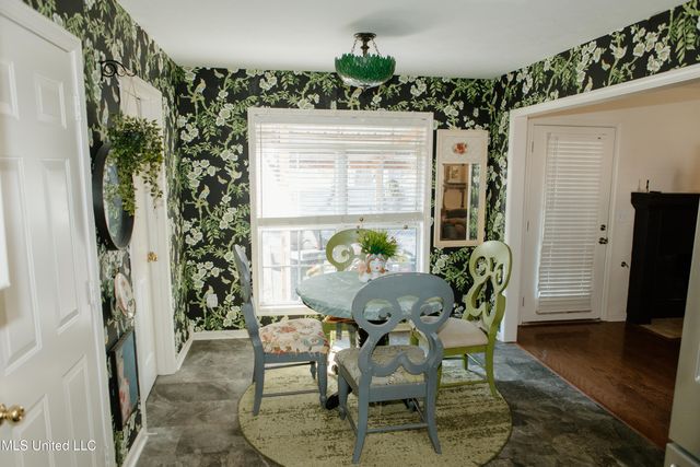 311 Longleaf Drive, Flowood, MS 39232