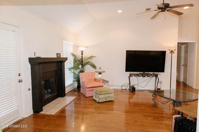 311 Longleaf Drive, Flowood, MS 39232