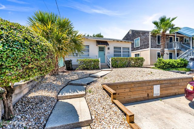 372 AHERN Street, Atlantic Beach, FL 32233