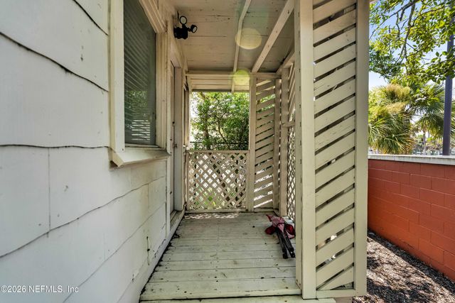 372 AHERN Street, Atlantic Beach, FL 32233