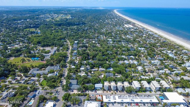 372 AHERN Street, Atlantic Beach, FL 32233