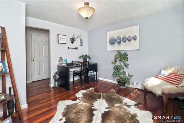 166 Hall Street, New Haven, CT 06512