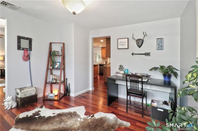 166 Hall Street, New Haven, CT 06512
