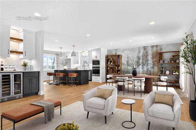 8206 NW Miami Street, Weatherby Lake, MO 64152