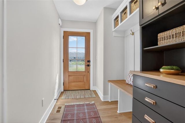 8206 NW Miami Street, Weatherby Lake, MO 64152