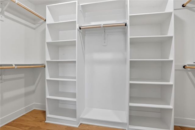 8206 NW Miami Street, Weatherby Lake, MO 64152