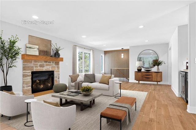 8206 NW Miami Street, Weatherby Lake, MO 64152