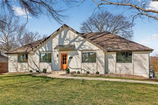 8206 NW Miami Street, Weatherby Lake, MO 64152