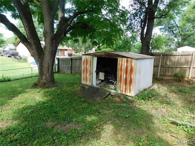 6 Mound Drive, St Peters, MO 63376
