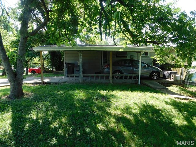 6 Mound Drive, St Peters, MO 63376